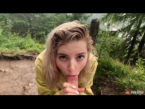 ❤️ Meisje slikket cum nei in iepenbiere blowjob - Eva Elfi ❤❌ Fucking video by wy