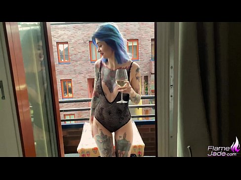 ❤️ Geweldich famke sûget mei in gulp en neukt hertstochtlik ûnder de iepen loft ❤❌ Fucking video  by wy